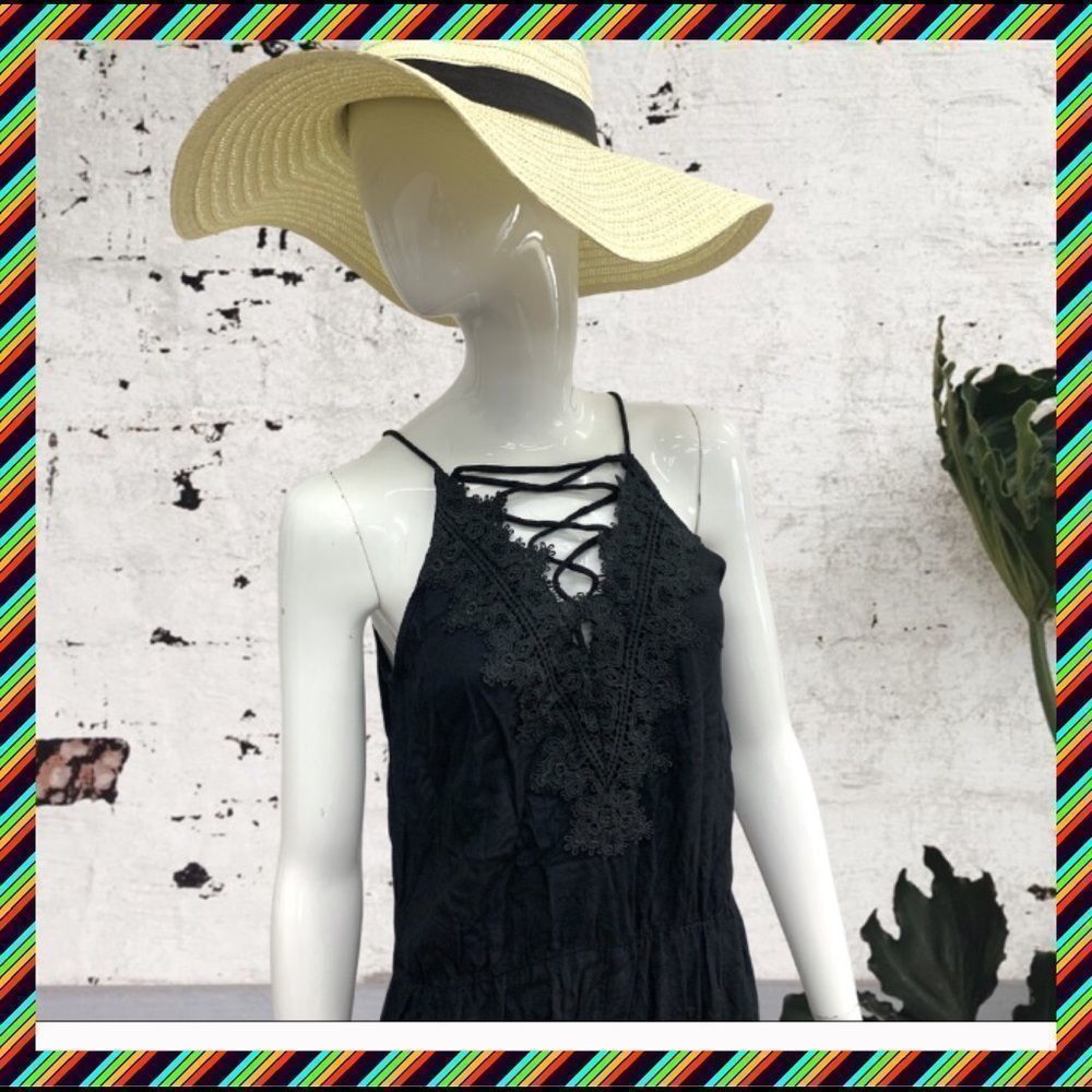 NWT, Elan Black Maxi Dress w/Centered Split Leg and Crocheted Laced Top - Small - Picture 6 of 9
